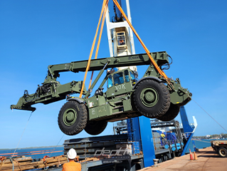 Australian-Coastal-Shipping.webp